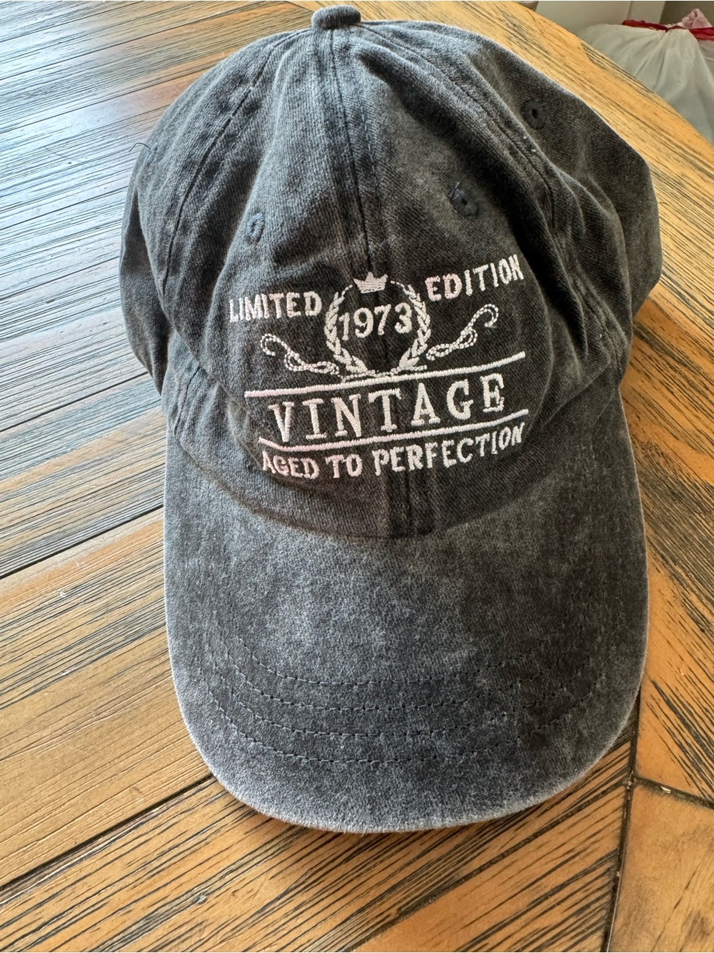 Vintage "1973" Limited Edition Baseball Cap - Black